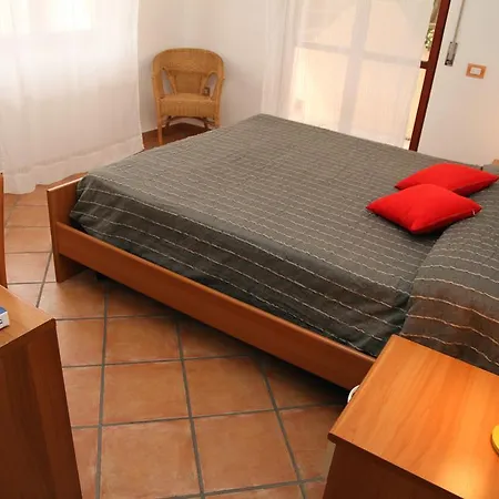 La Contessa 3*