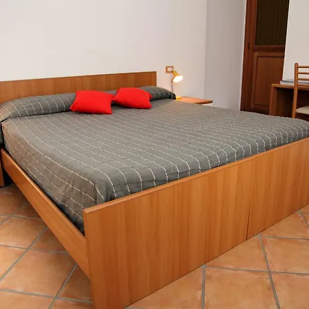 La Contessa Aparthotel 3*