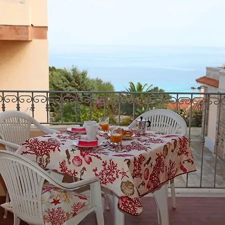 La Contessa Aparthotel 3*