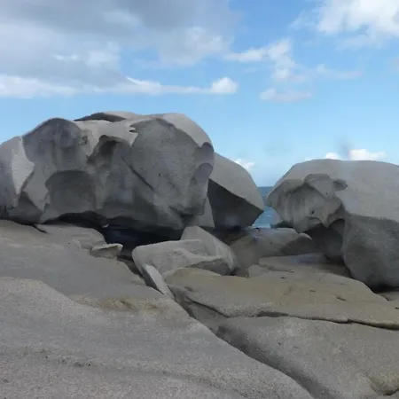 La Contessa Aparthotel 3*