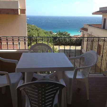 La Contessa Aparthotel